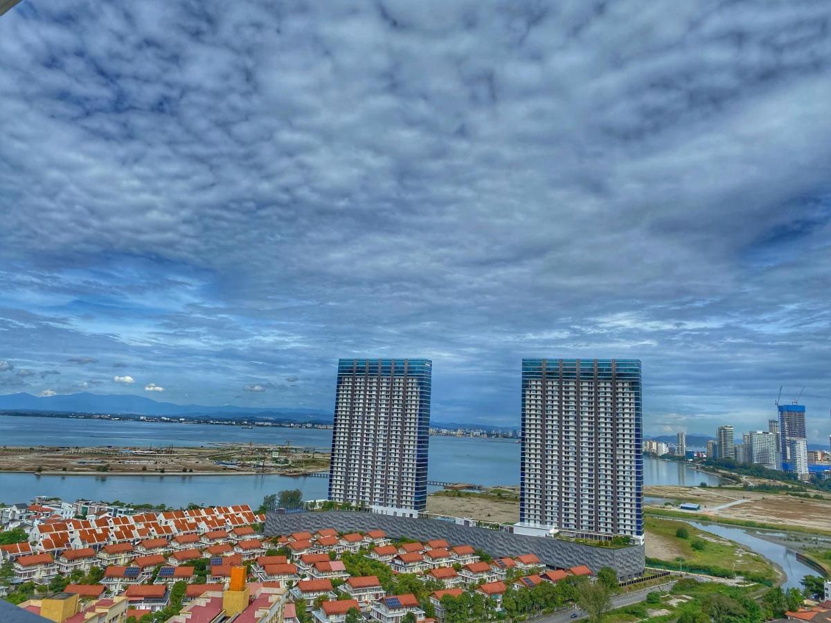 The Landmark Comfort Relax Spacious Sea View By Iz Tanjung Tokong Exteriör bild