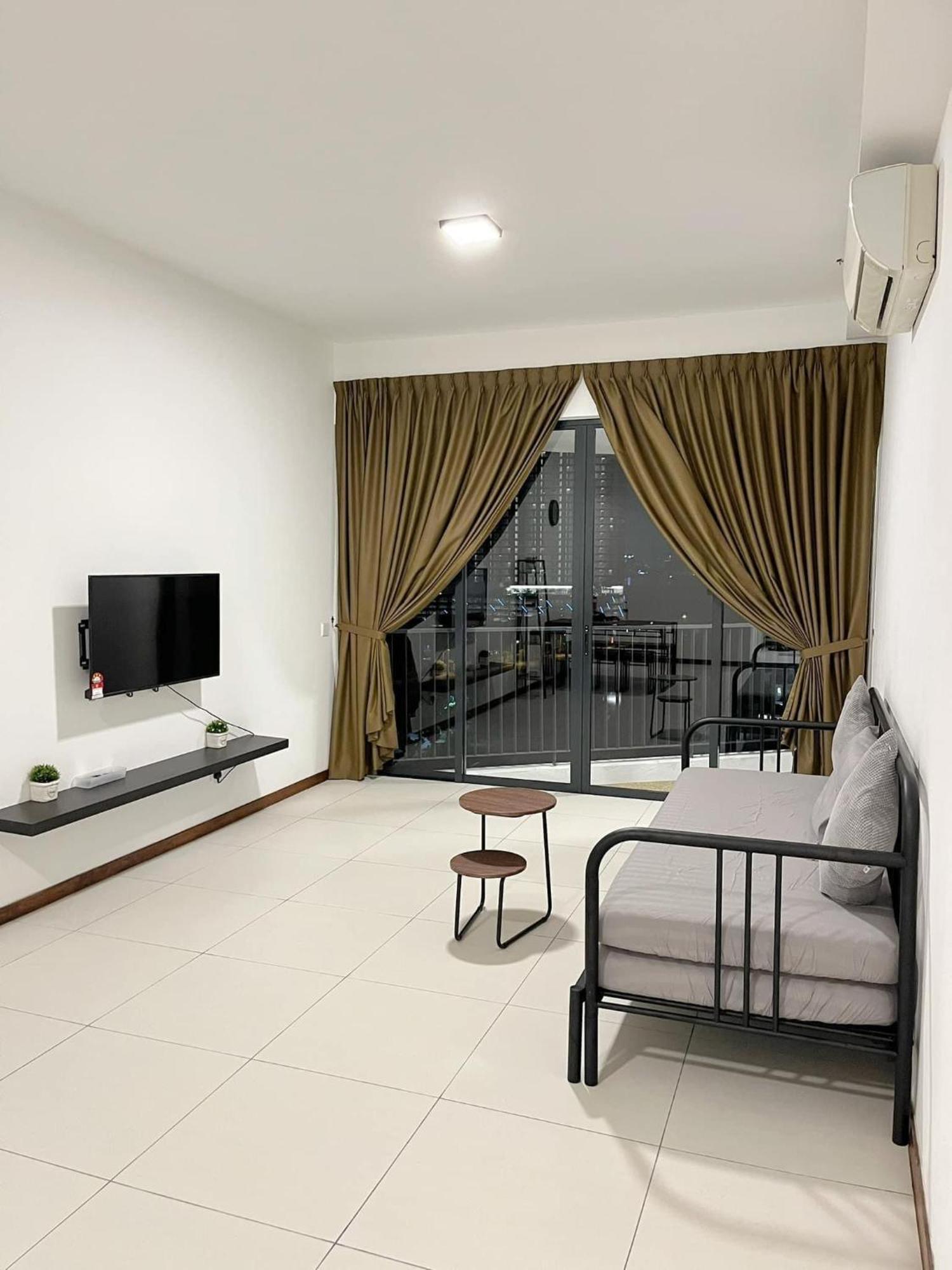 The Landmark Comfort Relax Spacious Sea View By Iz Tanjung Tokong Exteriör bild