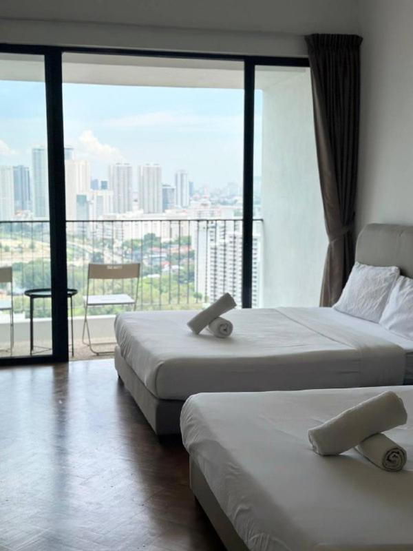 The Landmark Comfort Relax Spacious Sea View By Iz Tanjung Tokong Exteriör bild